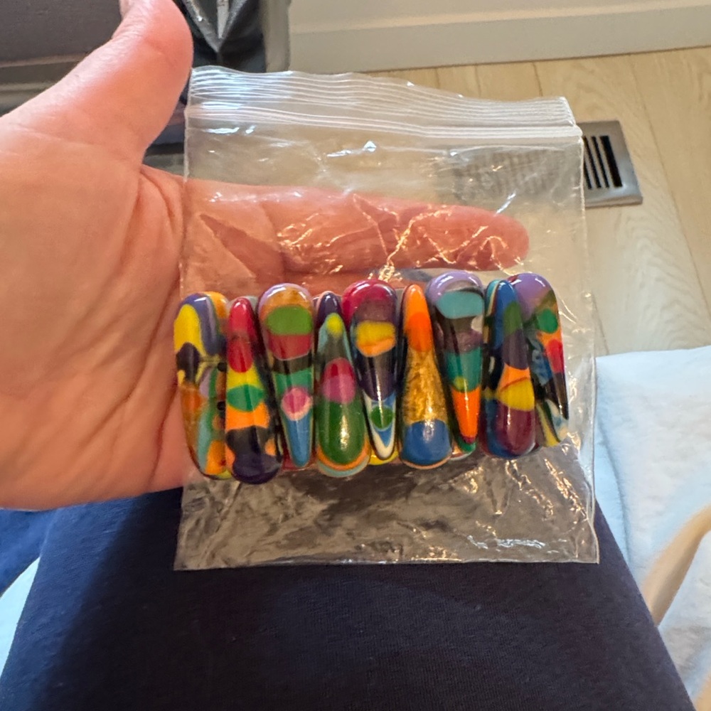 Resin multicolour bracelet